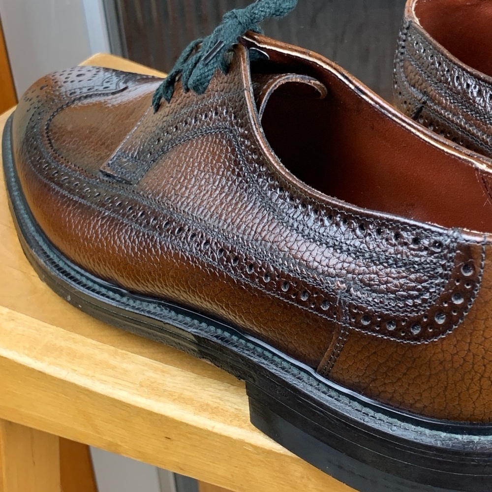Men's Dark Brown Leather Wingtip Oxford Dress Shoes - Picture 9 of 16